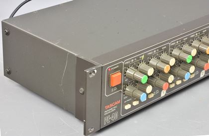 Tascam-PE-40 Parametric EQ 